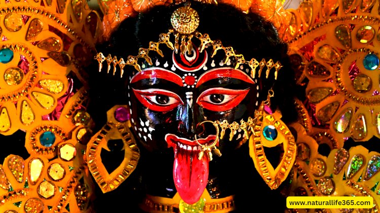 El Significado Espiritual Detrás de Kali Puja